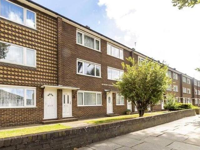 House for rent in Brentford End, Greater London