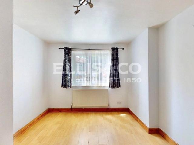 Apartment for rent in London Borough of Ealing, Hanwell