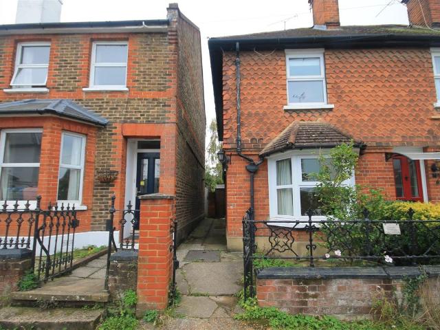 House for rent in Pachesham Park, Surrey