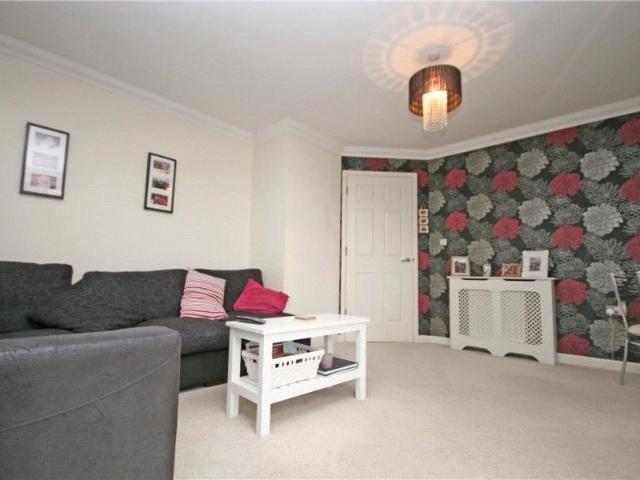 Apartment for rent in Addlestone, Runnymede