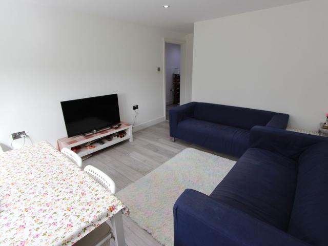 Apartment for rent in North Wembley, Greater London