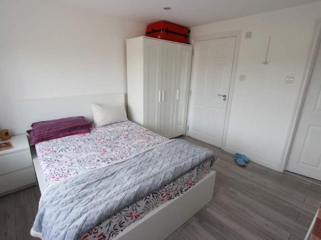 Apartment for rent in North Wembley, Greater London