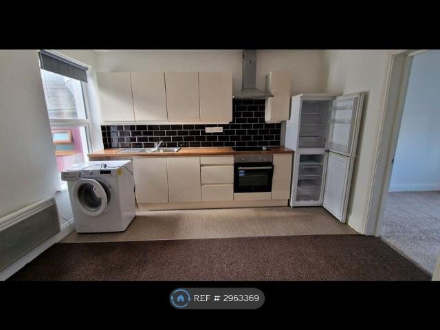 Apartment for rent in Rodbourne, Swindon