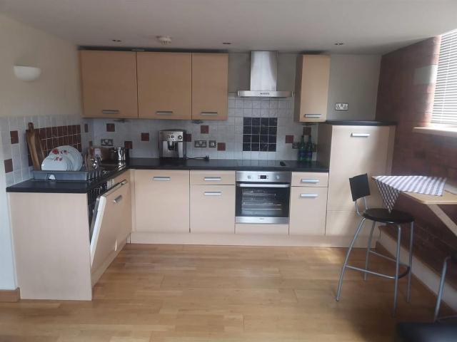 Studio for rent in West Yorkshire