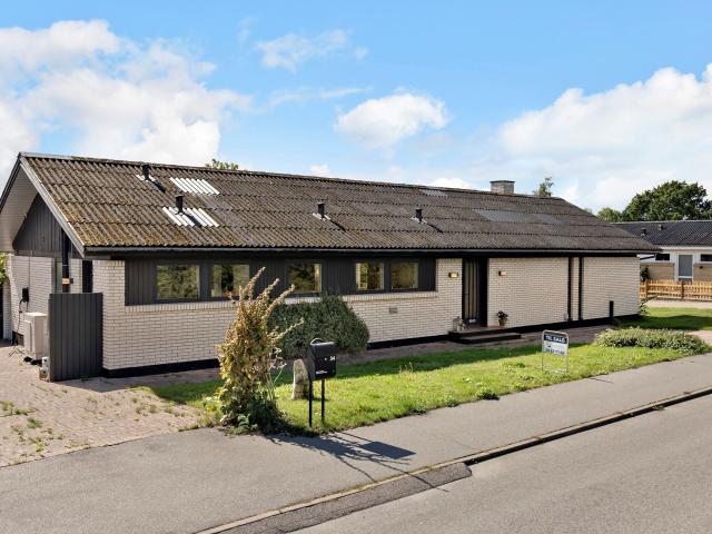 Villa til salg i Algestrup, Køge