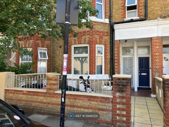House for rent in Furzedown, Greater London