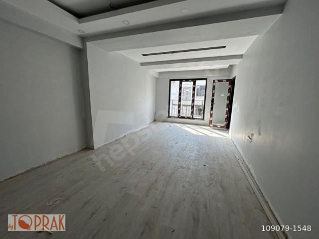 Yeşiltepe Mahallesi, Zeytinburnu içerisinde satılık mülk