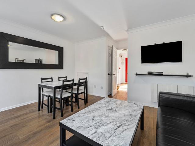 Apartment for rent in London Borough of Southwark, Greater London