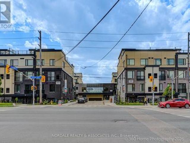 Townhouse for sale in Woburn, Ontario