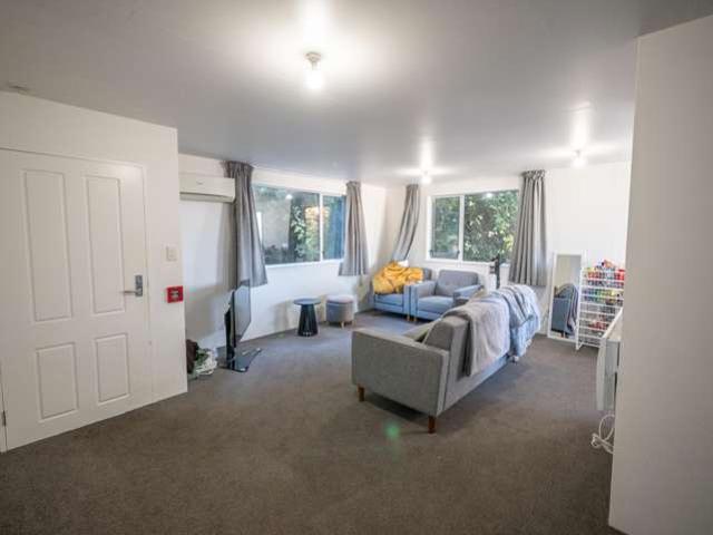 House for rent in Otakou