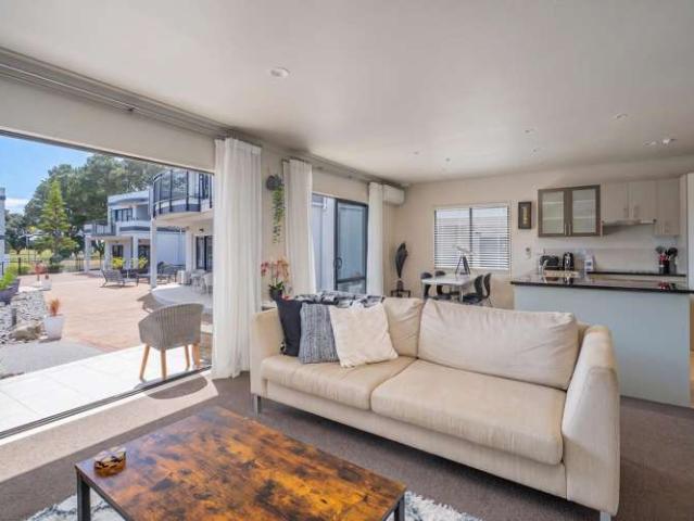 Apartment for sale in Pauanui, Thames-Coromandel District
