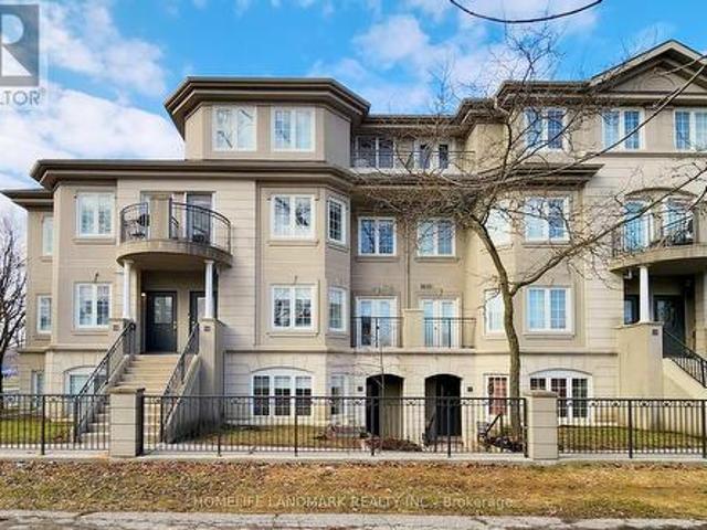 Townhouse for sale in Woburn, Ontario