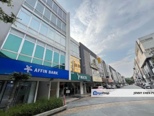 Shop for sale in Kajang, Langat