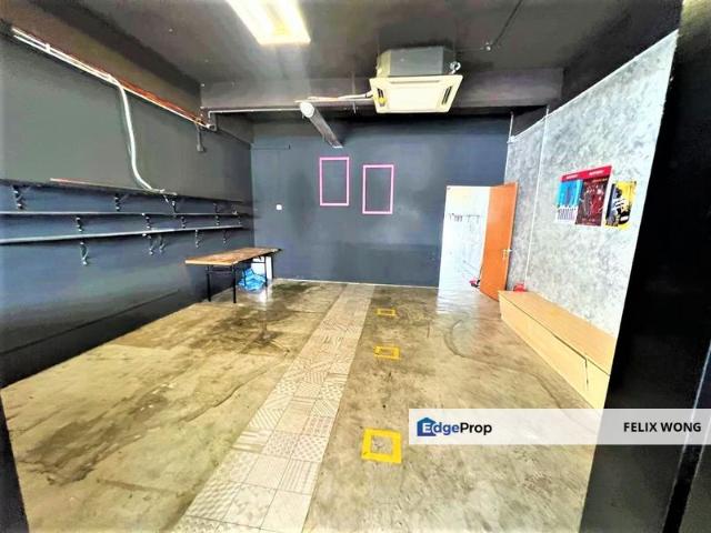 Shop for sale in Kajang, Langat