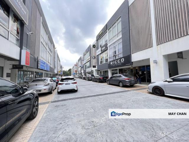 Shop for sale in Kajang, Langat
