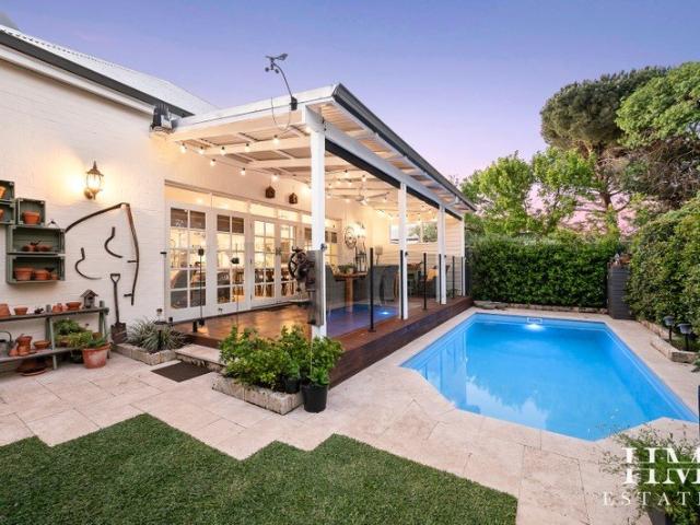House for sale in Guildford, City of Swan