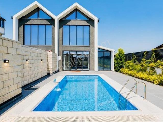 Armutlu, Yalova içerisinde satılık Villa