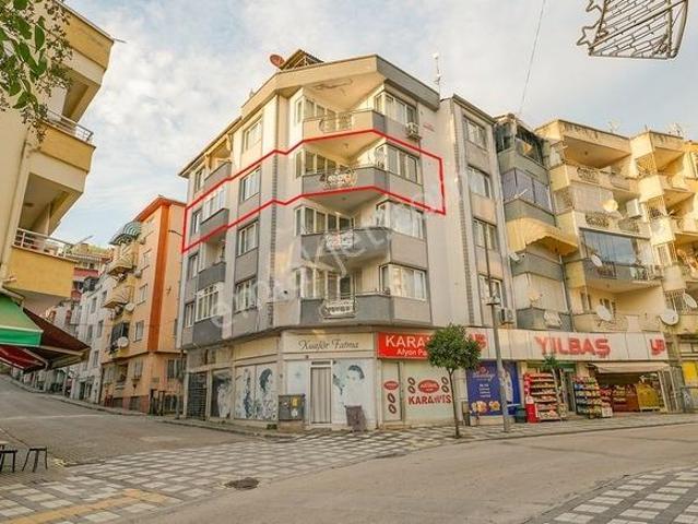 Eşref Dinçer, Gemlik içerisinde satılık mülk
