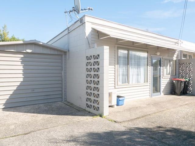 House for rent in Otakou