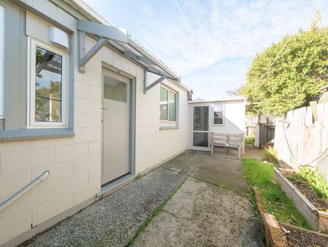 House for rent in Otakou