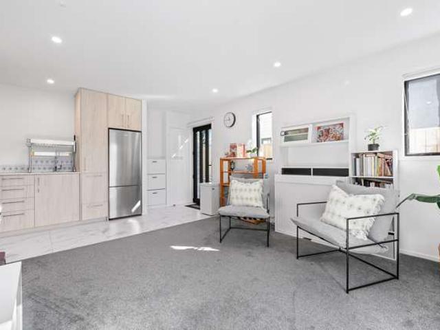 Townhouse for rent in Waterloo, Lower Hutt