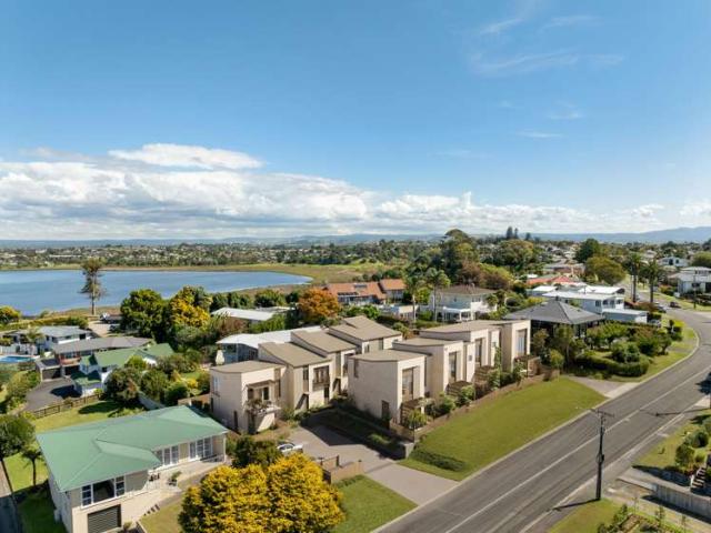 Townhouse for sale in Omokoroa, Bay Of Plenty
