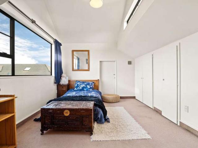Townhouse for sale in Otakou