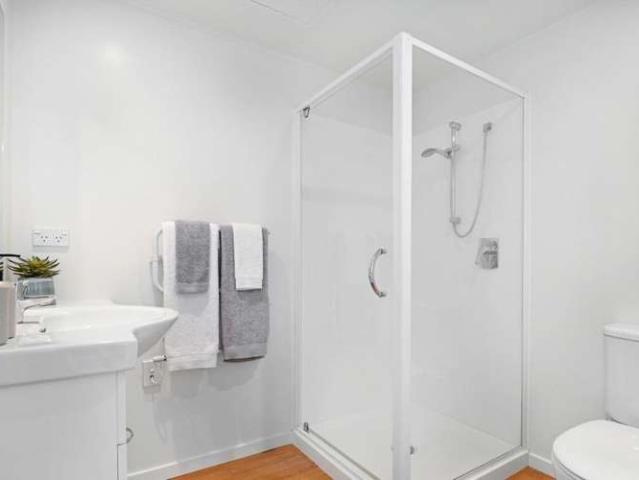 Apartment for sale in Saint Albans, Canterbury