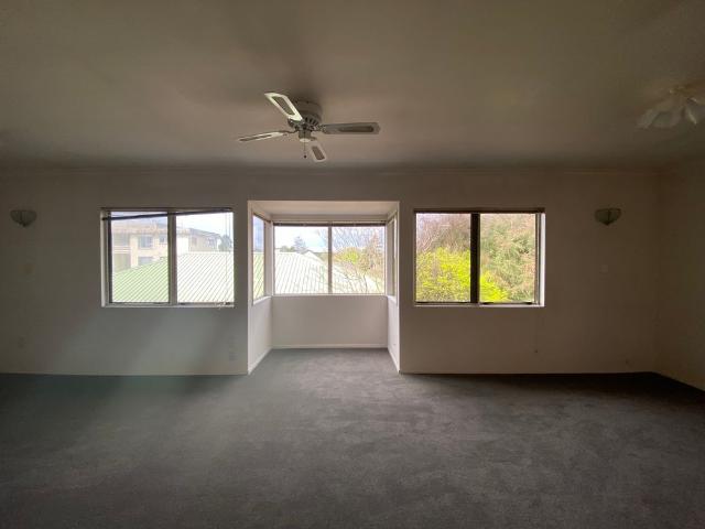 Townhouse for rent in Hamilton East CBD, Hamilton City