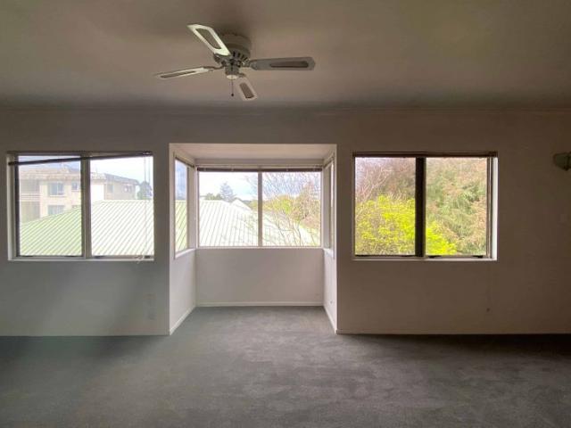 Townhouse for rent in Hamilton East CBD, Hamilton City