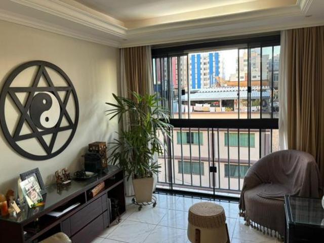 Apartamento venda em Região Geográfica Imediata do Distrito Federal, Região Integrada de Desenvolvimento do Distrito Federal e Entorno