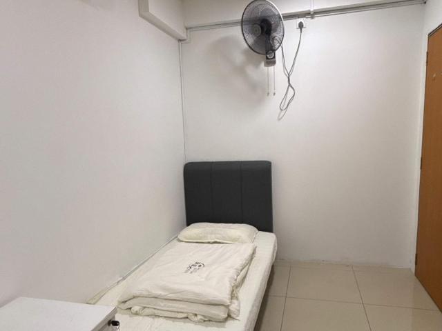 Room for rent in Petaling, Alam Impian