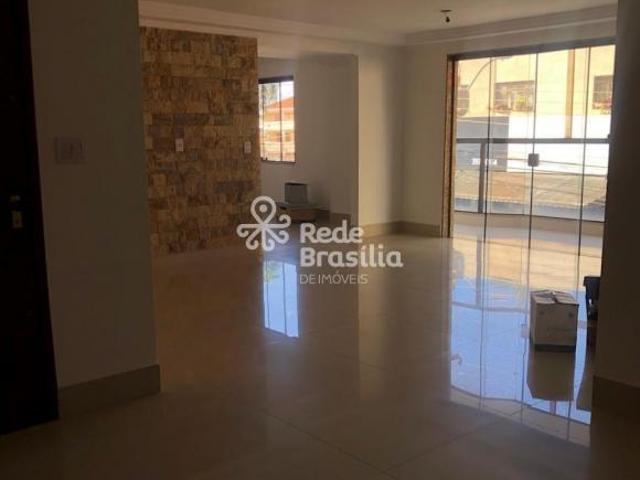 Apartamento venda em Região Geográfica Imediata do Distrito Federal, Região Integrada de Desenvolvimento do Distrito Federal e Entorno
