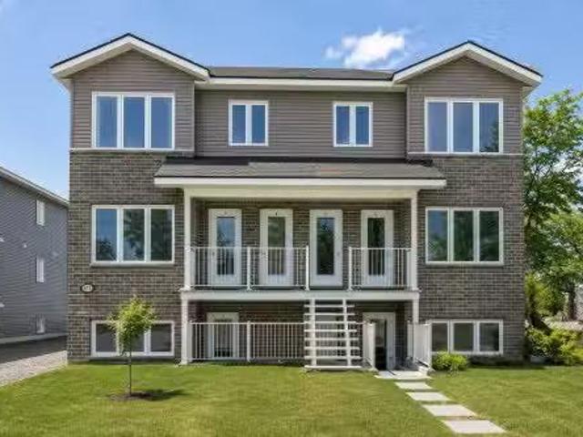 Apartment for rent in Les Jardins-de-napierville, Quebec