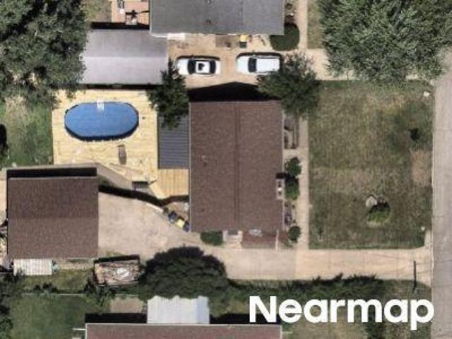 House for sale in Hiawatha, Linn County