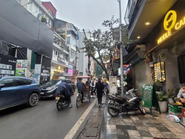 Nhà mặt phố bán tại Hoàn Kiếm, Hà Nội