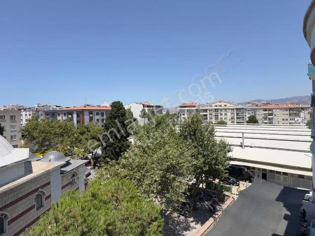 Dikili, İzmir içerisinde kiralık mülk