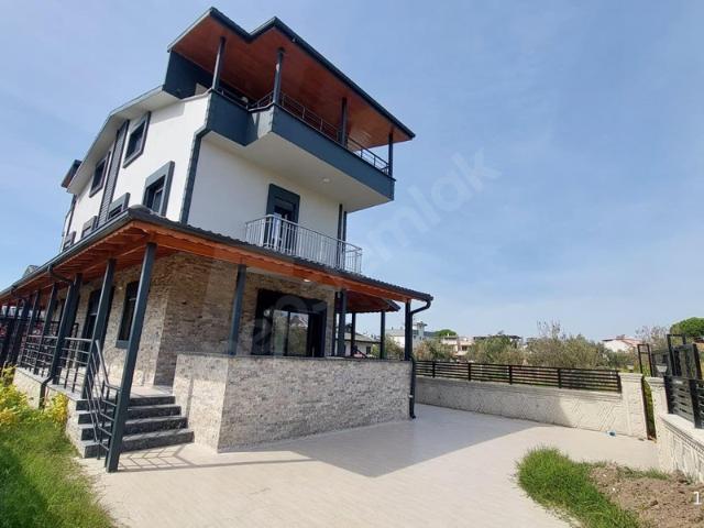 Cumhuriyet Mahallesi, Dikili içerisinde satılık Villa