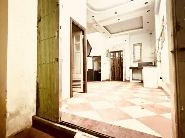 Nhà bán tại Hoàn Kiếm, Hà Nội