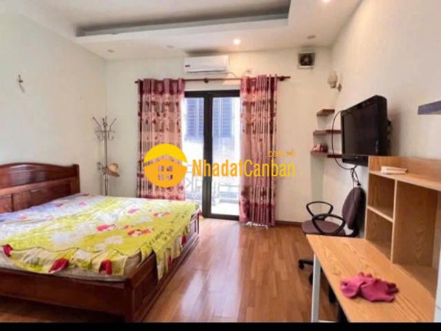 Nhà mặt phố bán