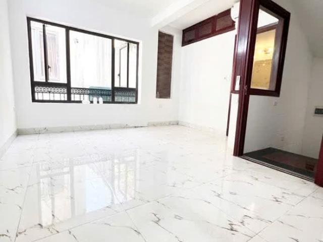 Nhà bán tại Hoàn Kiếm, Hà Nội