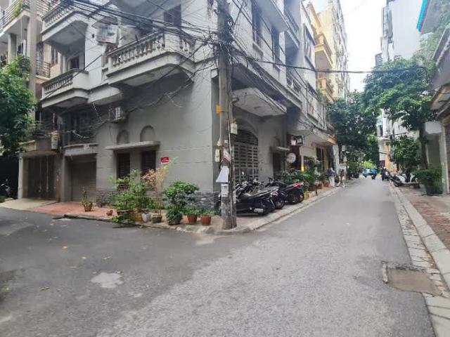 Nhà bán tại Hoàn Kiếm, Hà Nội