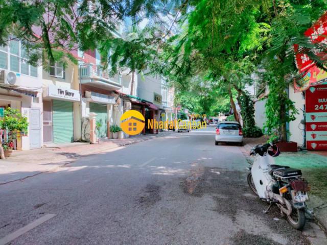 Nhà mặt phố bán