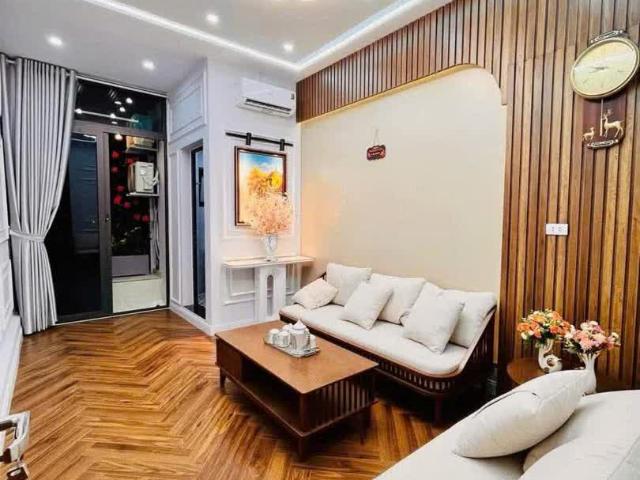 Nhà bán tại Hoàn Kiếm, Hà Nội