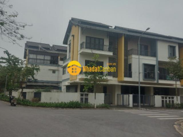 Nhà mặt phố bán