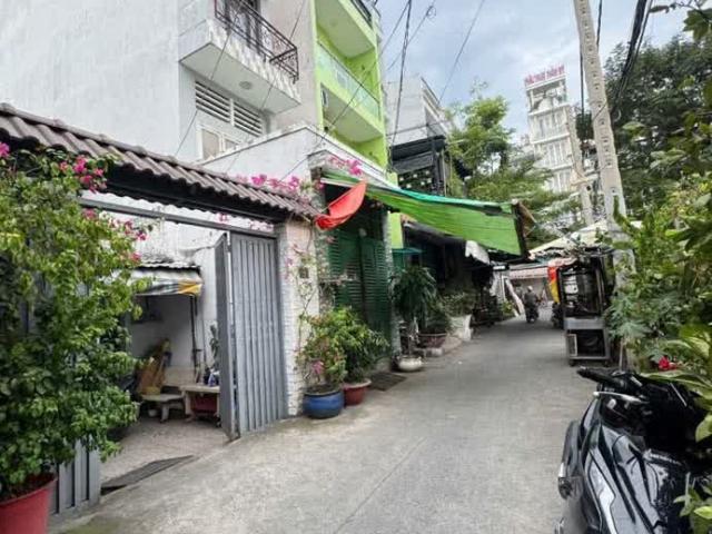 Nhà mặt phố bán tại Khuôn viên UBND Thành phố Hồ Chí Minh, Thành phố Hồ Chí Minh