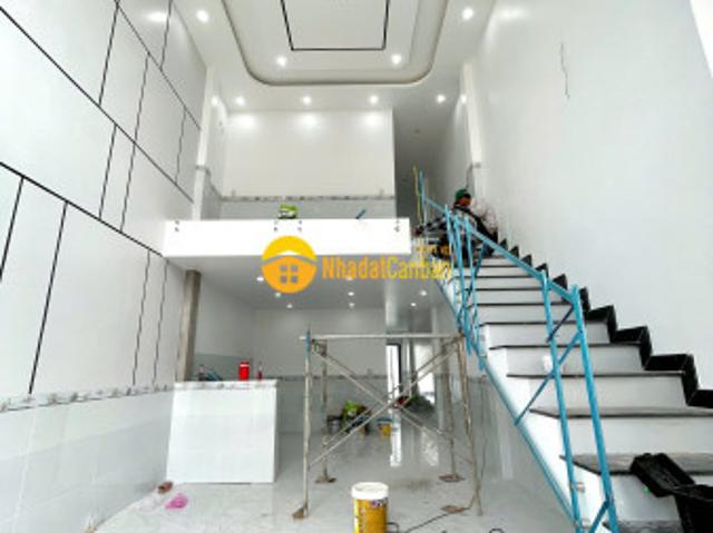 Nhà mặt phố bán