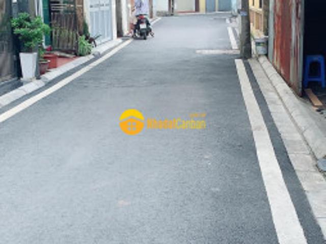 Nhà mặt phố bán
