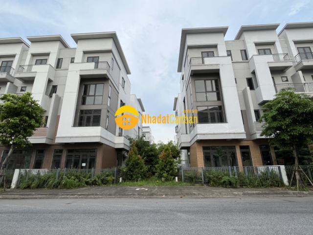 Nhà mặt phố bán