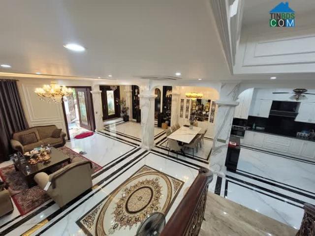 Nhà mặt phố bán tại Hoàn Kiếm, Hà Nội